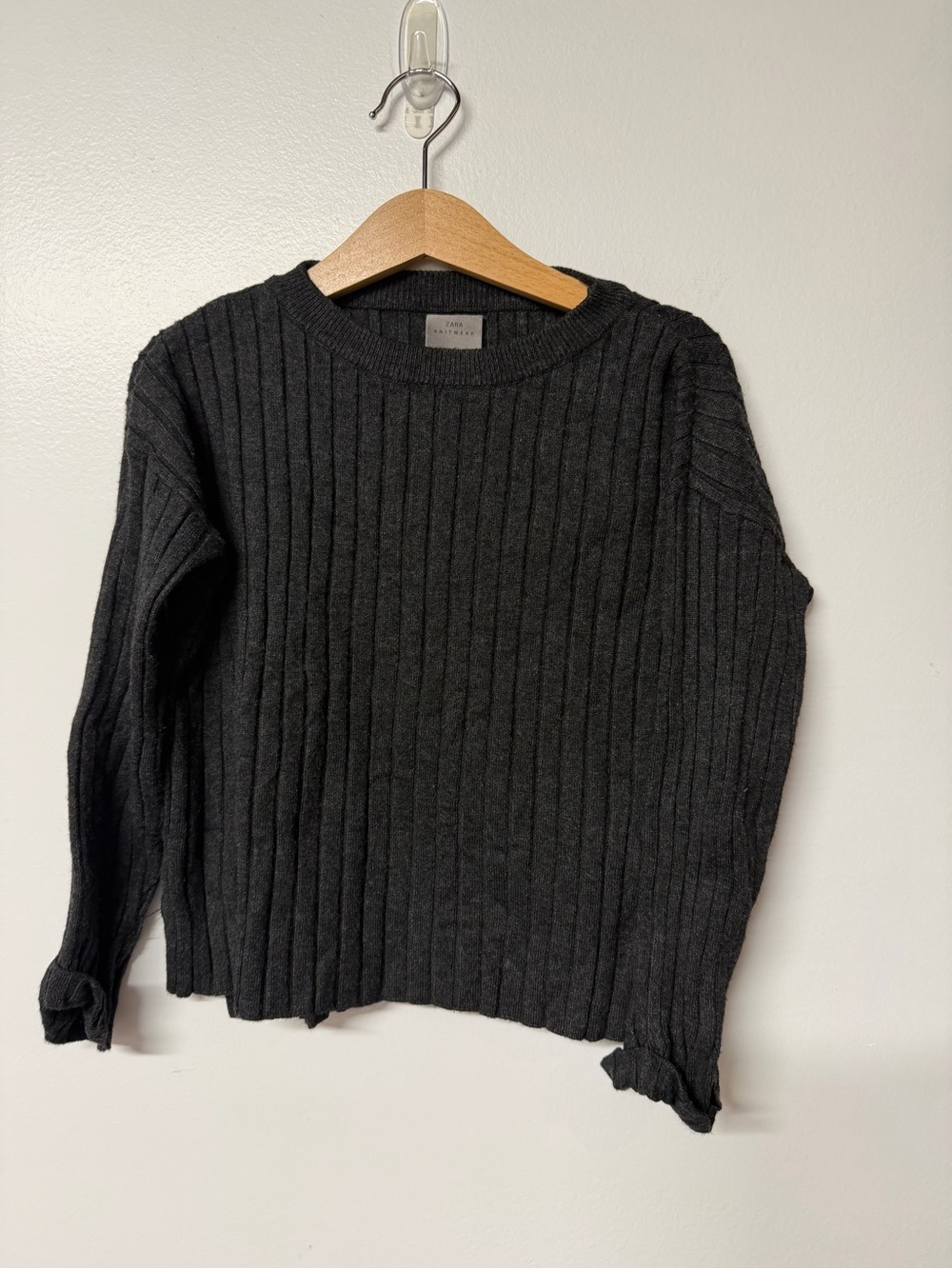 Zara Girls Black Ribbed Crewneck Sweater Size 6